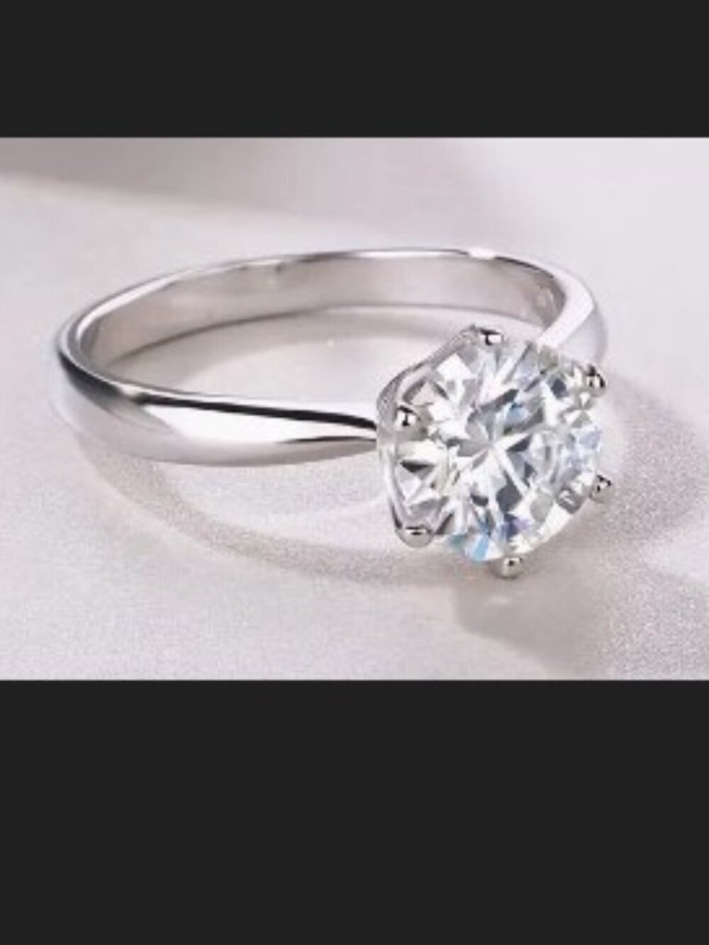 925 Silver Inlaid 2 Carats Moissanite Ring Size 9 Color Grade D Clarity VVS1
